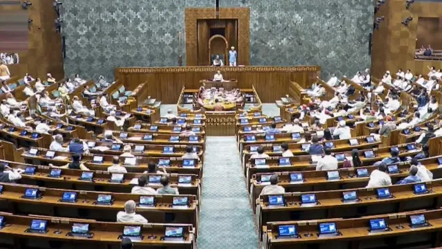 संसद का मानसून सत्र आज से शुरू, कई अहम विधेयक पेश होंगे