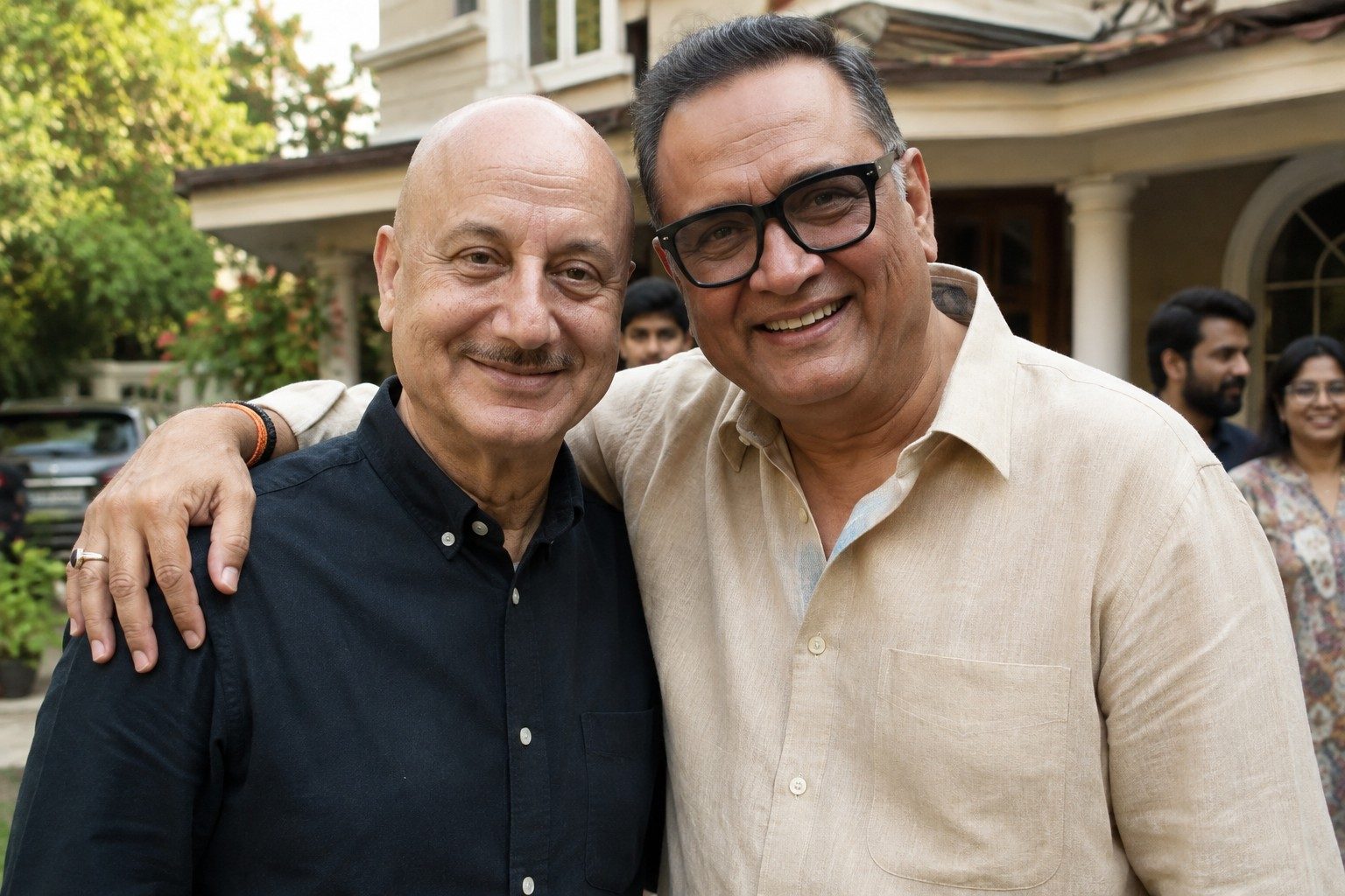 अनुपम खेर ने पूरी की 'खोसला का घोसला 2' की शूटिंग, बोमन ईरानी को बताया शानदार कलाकार